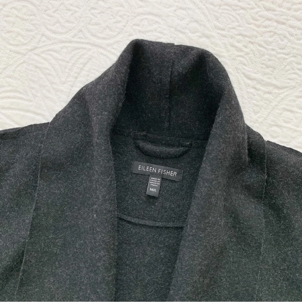 Eileen Fisher excellent loads